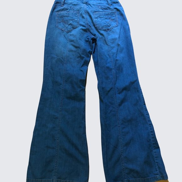 Women’s DNKY Jeans flare leg - Size 8 - Picture 4 of 6